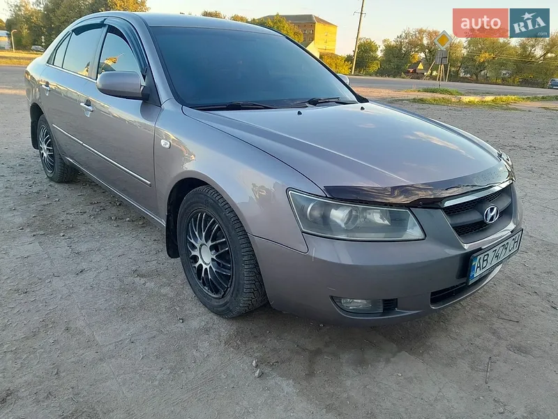 Hyundai Sonata