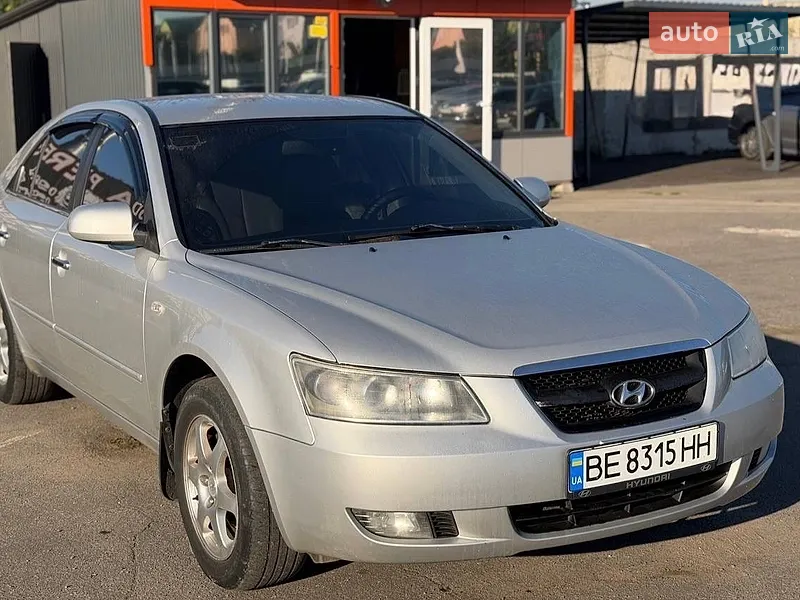 Hyundai Sonata 2005