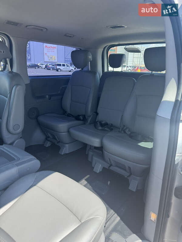 Минивэн Hyundai Starex 2017 в Одессе фото 19 Минивэн Hyundai Starex 2017 в Одессе