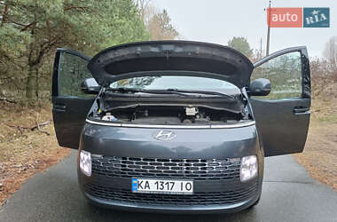 Мінівен Hyundai Staria 2022 в 