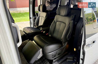 Минивэн Hyundai Staria 2021 в 