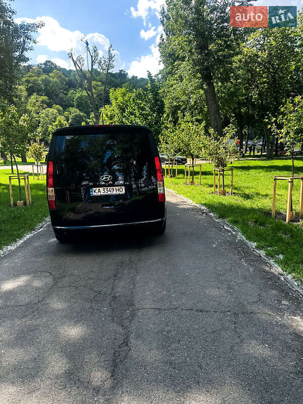 Мінівен Hyundai Staria 2022 в Києві