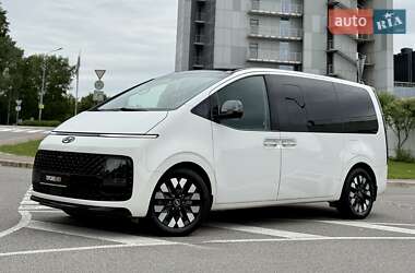 Мінівен Hyundai Staria 2021 в 