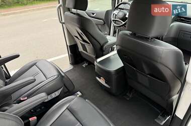 Мінівен Hyundai Staria 2021 в 
