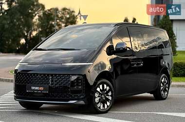 Минивэн Hyundai Staria 2025 в Киеве