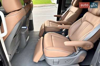 Минивэн Hyundai Staria 2025 в 