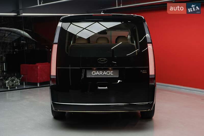 Минивэн Hyundai Staria 2025 в Киеве