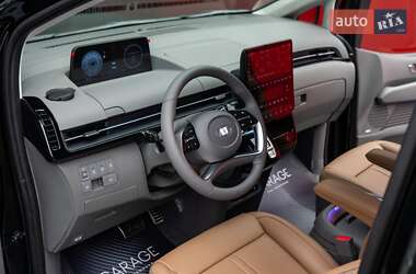 Минивэн Hyundai Staria 2025 в 
