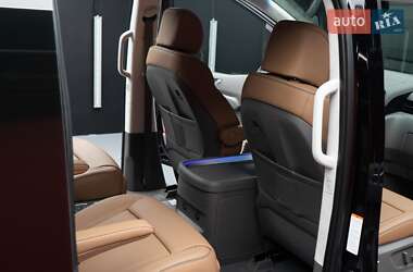 Минивэн Hyundai Staria 2025 в 