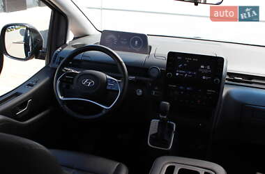 Мінівен Hyundai Staria 2023 в 