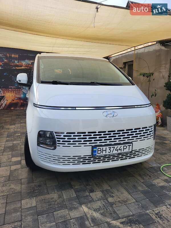 Минивэн Hyundai Staria 2022 в Одессе фото Минивэн Hyundai Staria 2022 в Одессе
