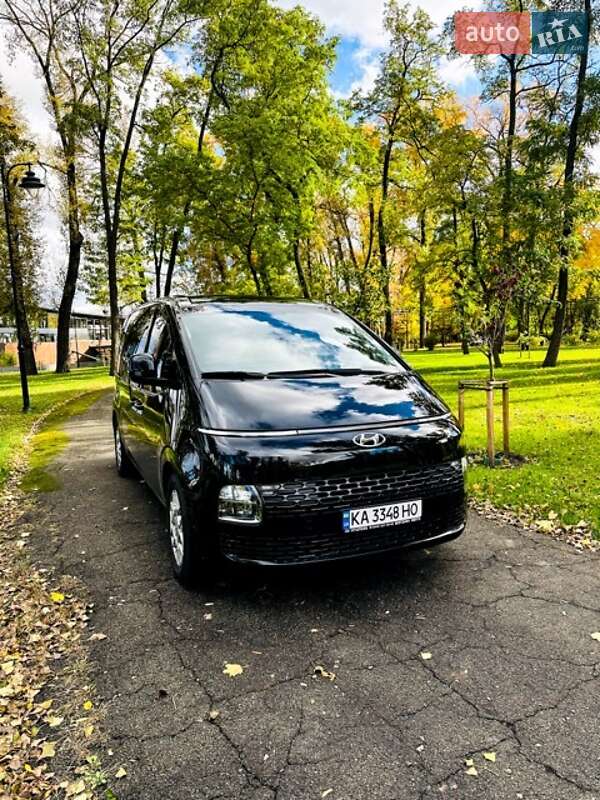 Мінівен Hyundai Staria 2022 в Києві