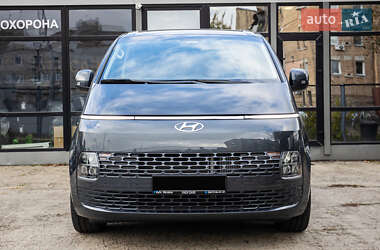 Мінівен Hyundai Staria 2024 в 
