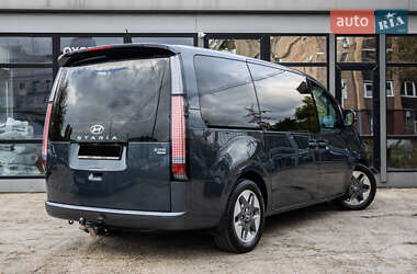 Мінівен Hyundai Staria 2024 в 
