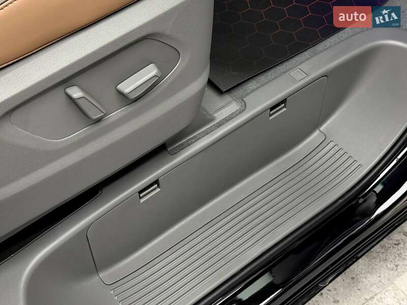 Минивэн Hyundai Staria 2025 в Киеве фото 52 Минивэн Hyundai Staria 2025 в Киеве