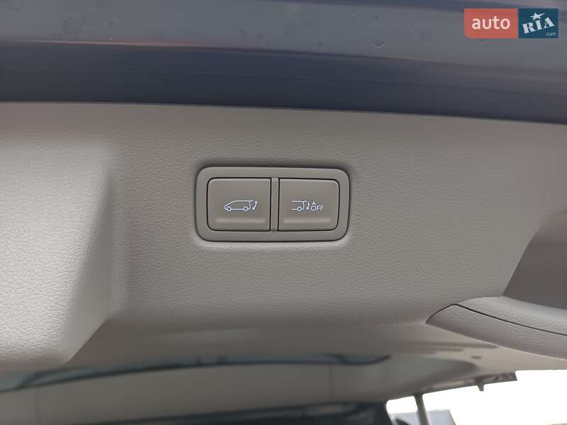 Минивэн Hyundai Staria 2025 в Киеве