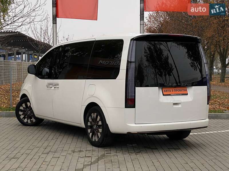 Минивэн Hyundai Staria 2022 в Днепре