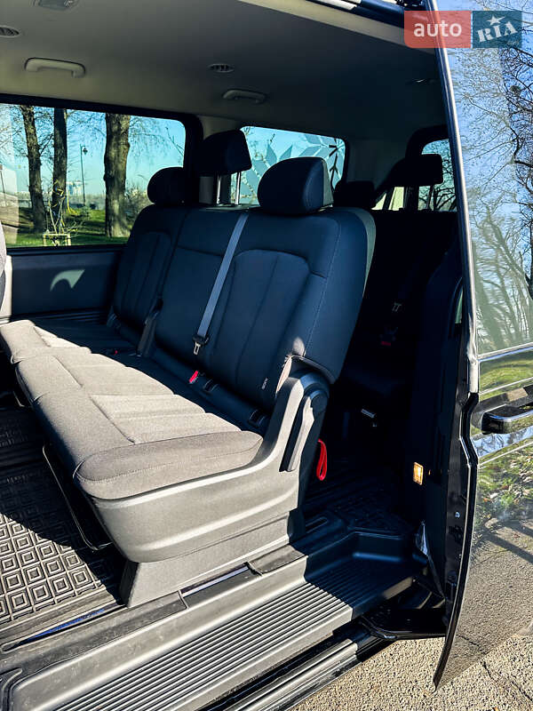 Минивэн Hyundai Staria 2022 в Киеве