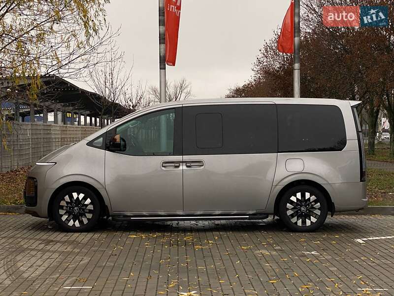 Минивэн Hyundai Staria 2025 в Днепре
