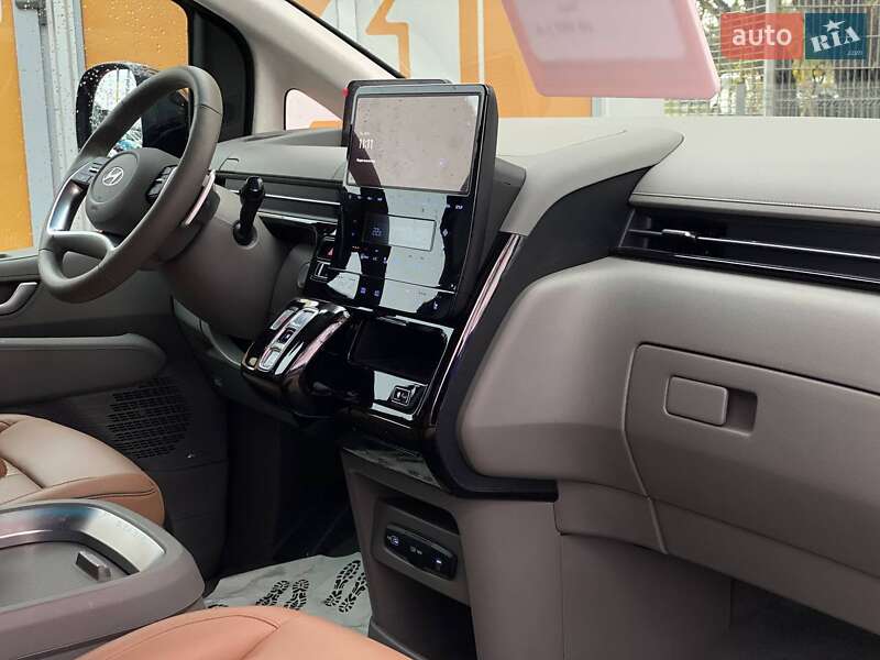 Минивэн Hyundai Staria 2025 в Днепре