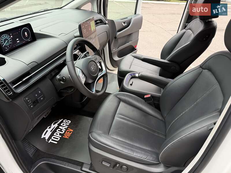 Мінівен Hyundai Staria 2021 в Києві фото 62 Мінівен Hyundai Staria 2021 в Києві