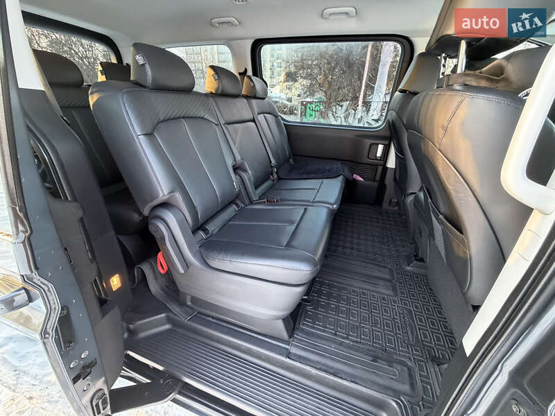 Мінівен Hyundai Staria 2021 в Чернігові