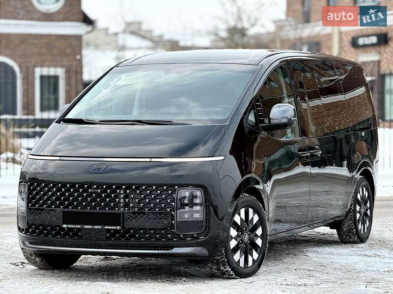 Hyundai Staria 2024