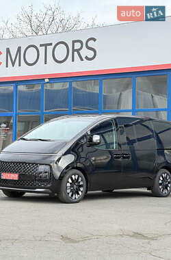 Минивэн Hyundai Staria 2024 в Киеве