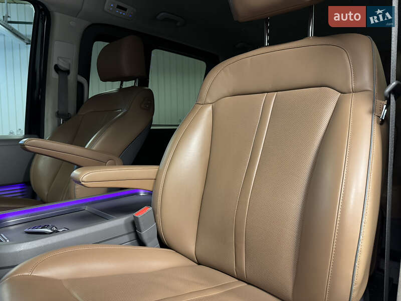 Минивэн Hyundai Staria 2022 в Киеве