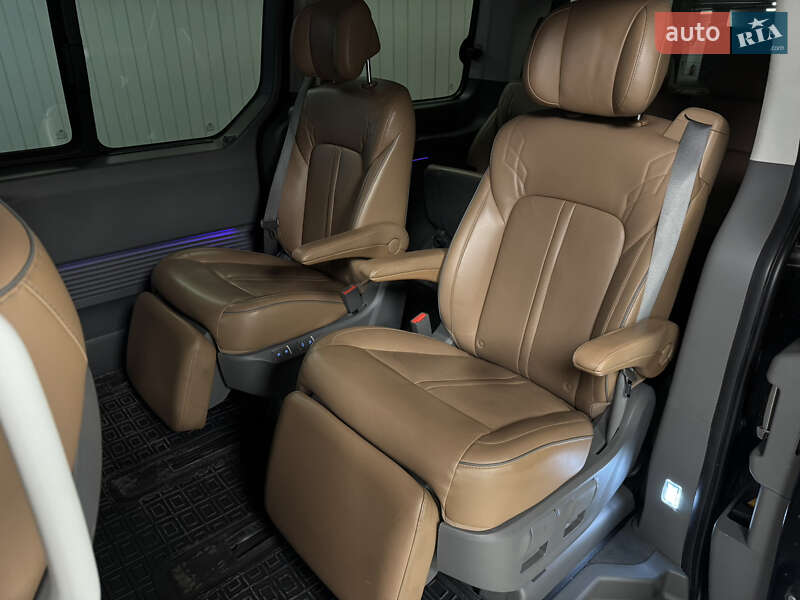 Минивэн Hyundai Staria 2022 в Киеве