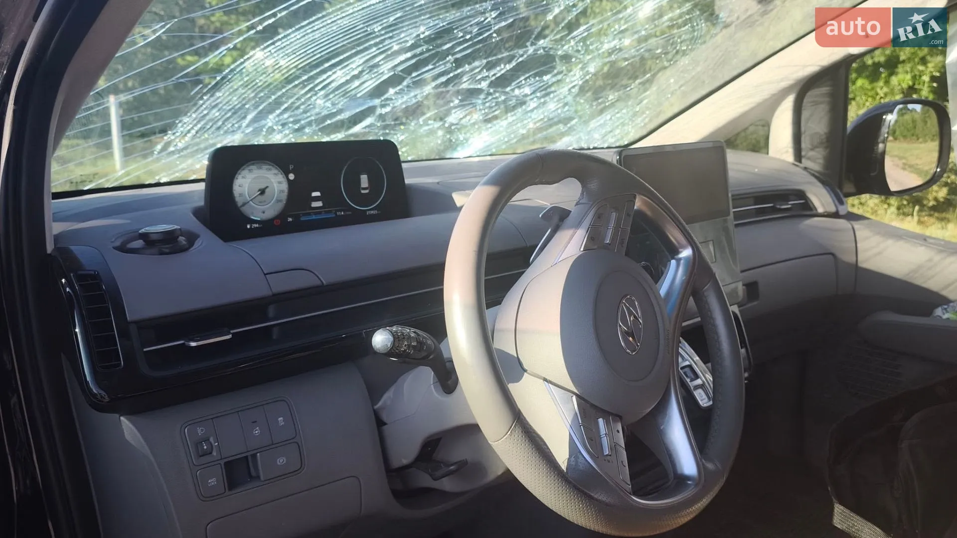 Hyundai Staria 2022 VIN KMHYF811DNU049311 фото оголошення 14 з 15
