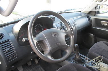 Внедорожник / Кроссовер Hyundai Terracan 2003 в Бурштыне