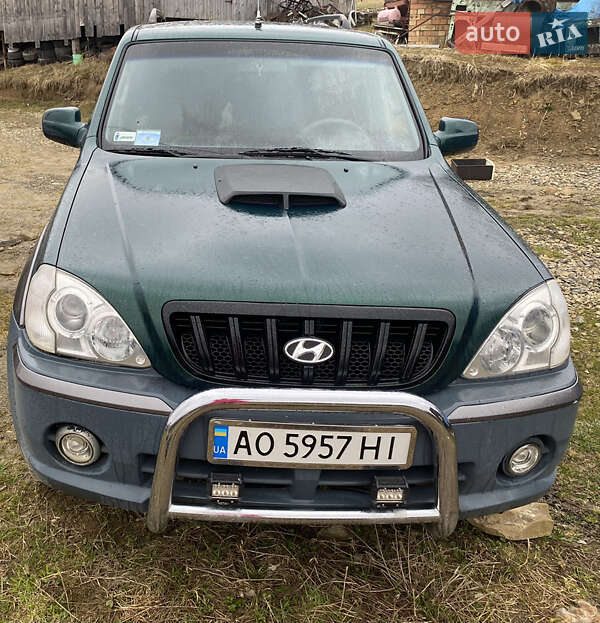 Внедорожник / Кроссовер Hyundai Terracan 2001 в Буковеле