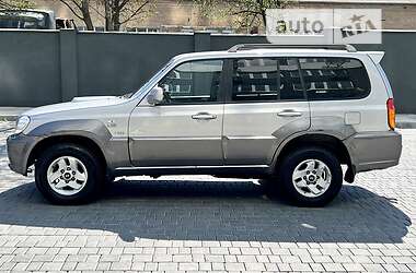 Внедорожник / Кроссовер Hyundai Terracan 2003 в 