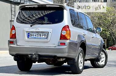 Внедорожник / Кроссовер Hyundai Terracan 2003 в 