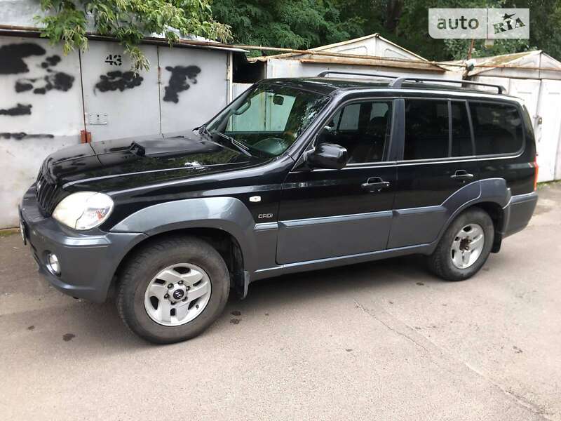 Позашляховик / Кросовер Hyundai Terracan 2003 в Києві