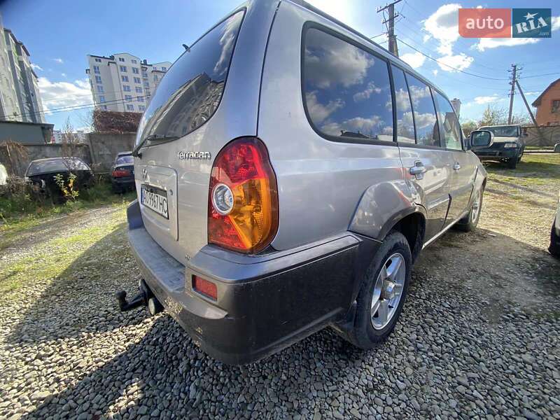 Внедорожник / Кроссовер Hyundai Terracan 2002 в Ивано-Франковске