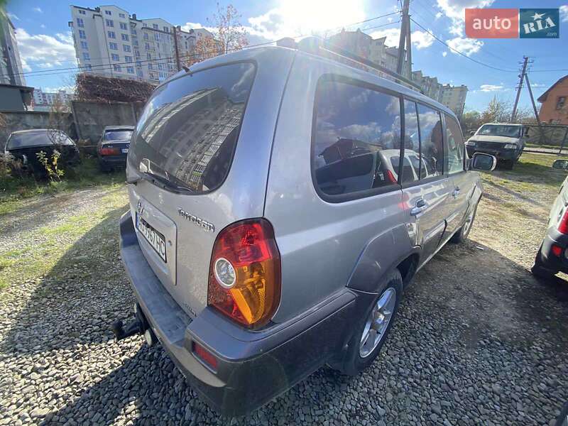 Внедорожник / Кроссовер Hyundai Terracan 2002 в Ивано-Франковске