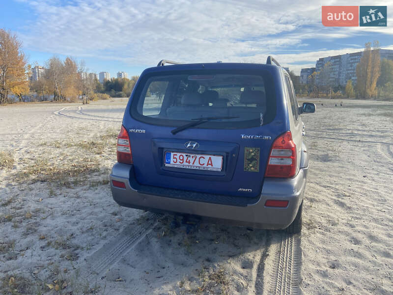 Внедорожник / Кроссовер Hyundai Terracan 2005 в Черкассах