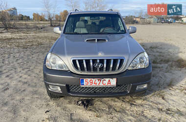 Внедорожник / Кроссовер Hyundai Terracan 2005 в 