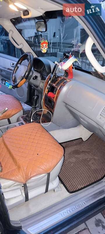 Внедорожник / Кроссовер Hyundai Terracan 2004 в Запорожье