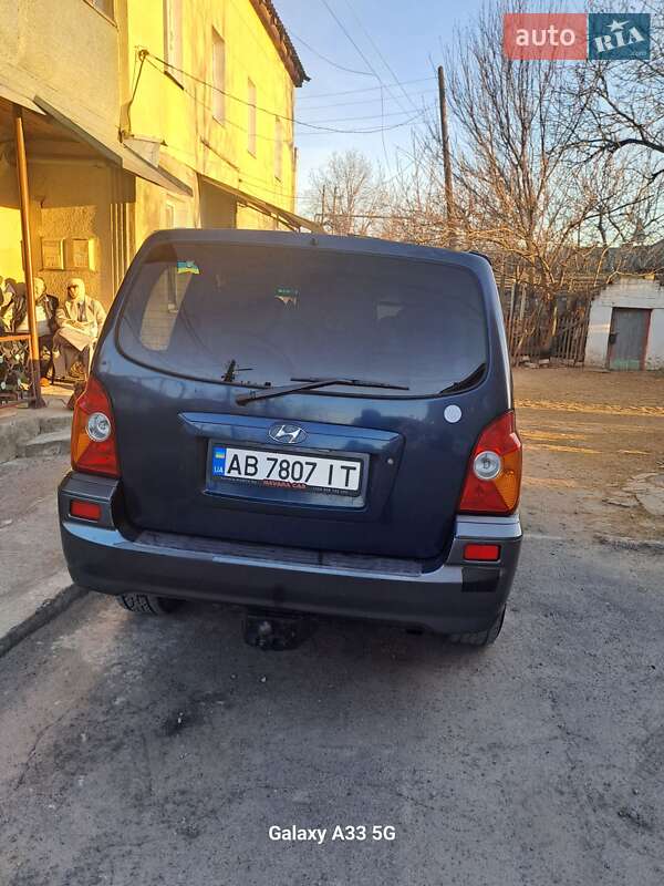 Внедорожник / Кроссовер Hyundai Terracan 2002 в Могилев-Подольске