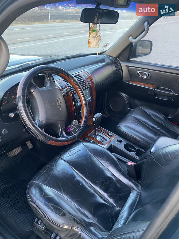 Внедорожник / Кроссовер Hyundai Terracan 2002 в Хусте