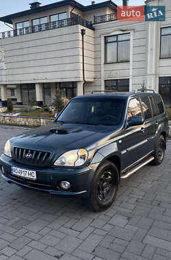 Внедорожник / Кроссовер Hyundai Terracan 2002 в Хусте