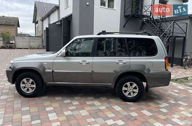 Внедорожник / Кроссовер Hyundai Terracan 2002 в 