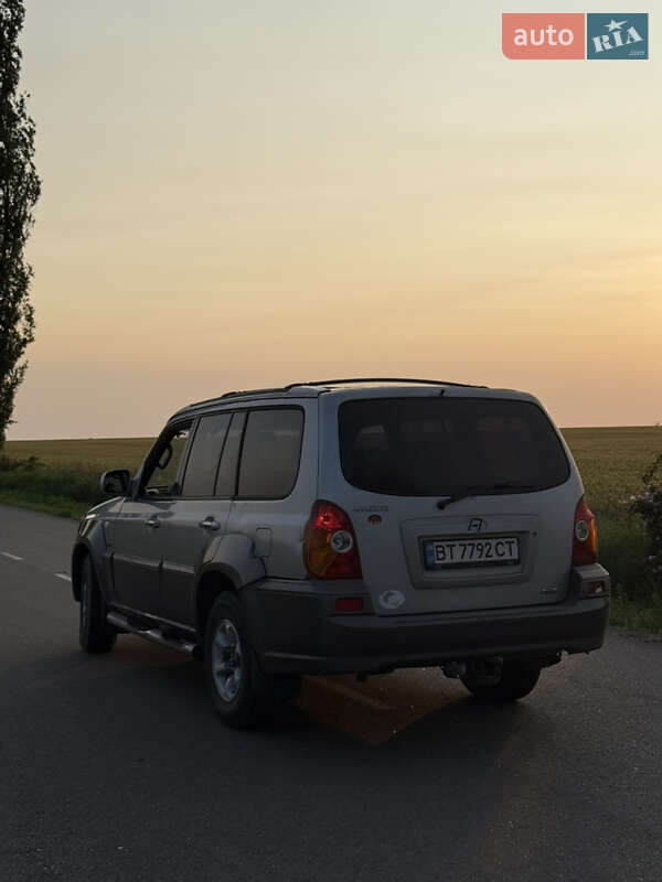 Внедорожник / Кроссовер Hyundai Terracan 2003 в Бобринце