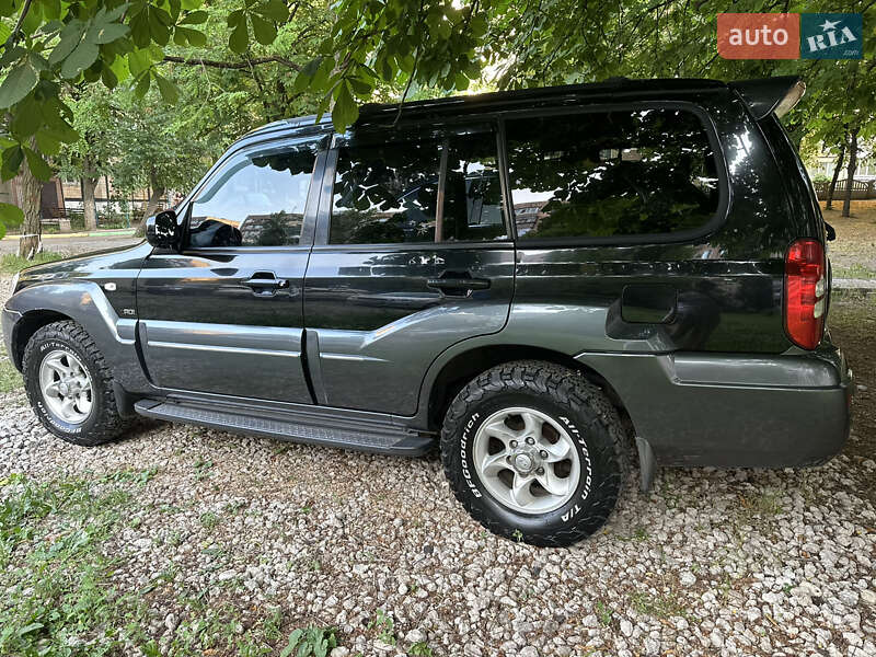 Внедорожник / Кроссовер Hyundai Terracan 2005 в Кривом Роге фото 3 Внедорожник / Кроссовер Hyundai Terracan 2005 в Кривом Роге