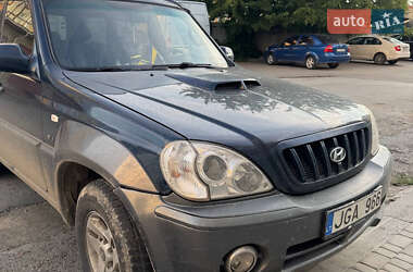 Позашляховик / Кросовер Hyundai Terracan 2004 в Кам'янець-Подільському