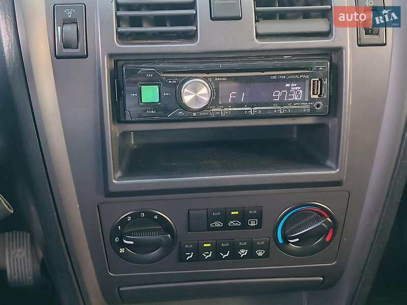 Внедорожник / Кроссовер Hyundai Terracan 2001 в Харькове