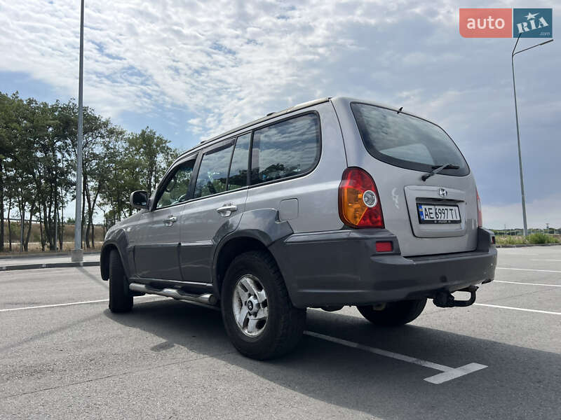 Внедорожник / Кроссовер Hyundai Terracan 2004 в Днепре фото 3 Внедорожник / Кроссовер Hyundai Terracan 2004 в Днепре